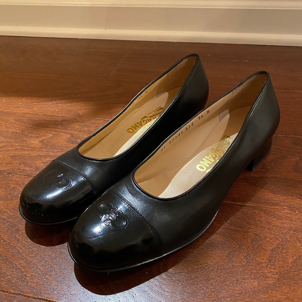 Ferragamo Black Ballet Flats 9 1/2 B